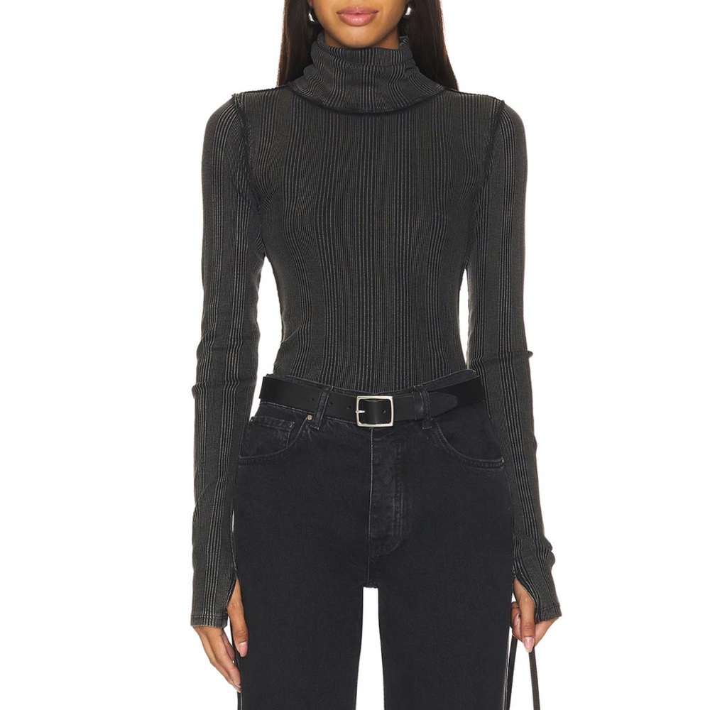 Free People We The Free Women’s Turtleneck Long Sleeve Top Size Small NWT